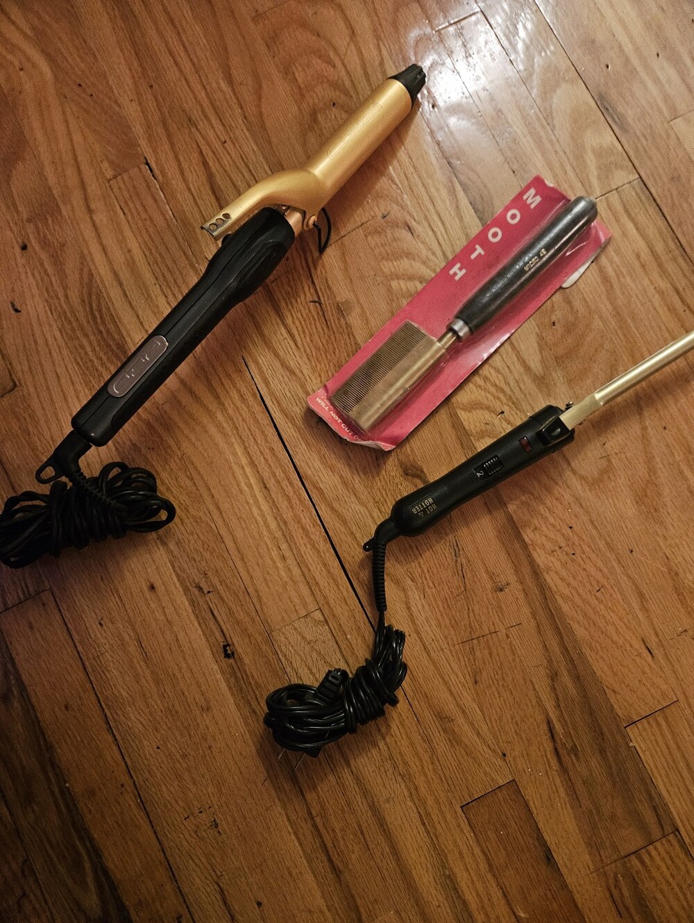 Gold Curling Iron - Professional Styling Tool